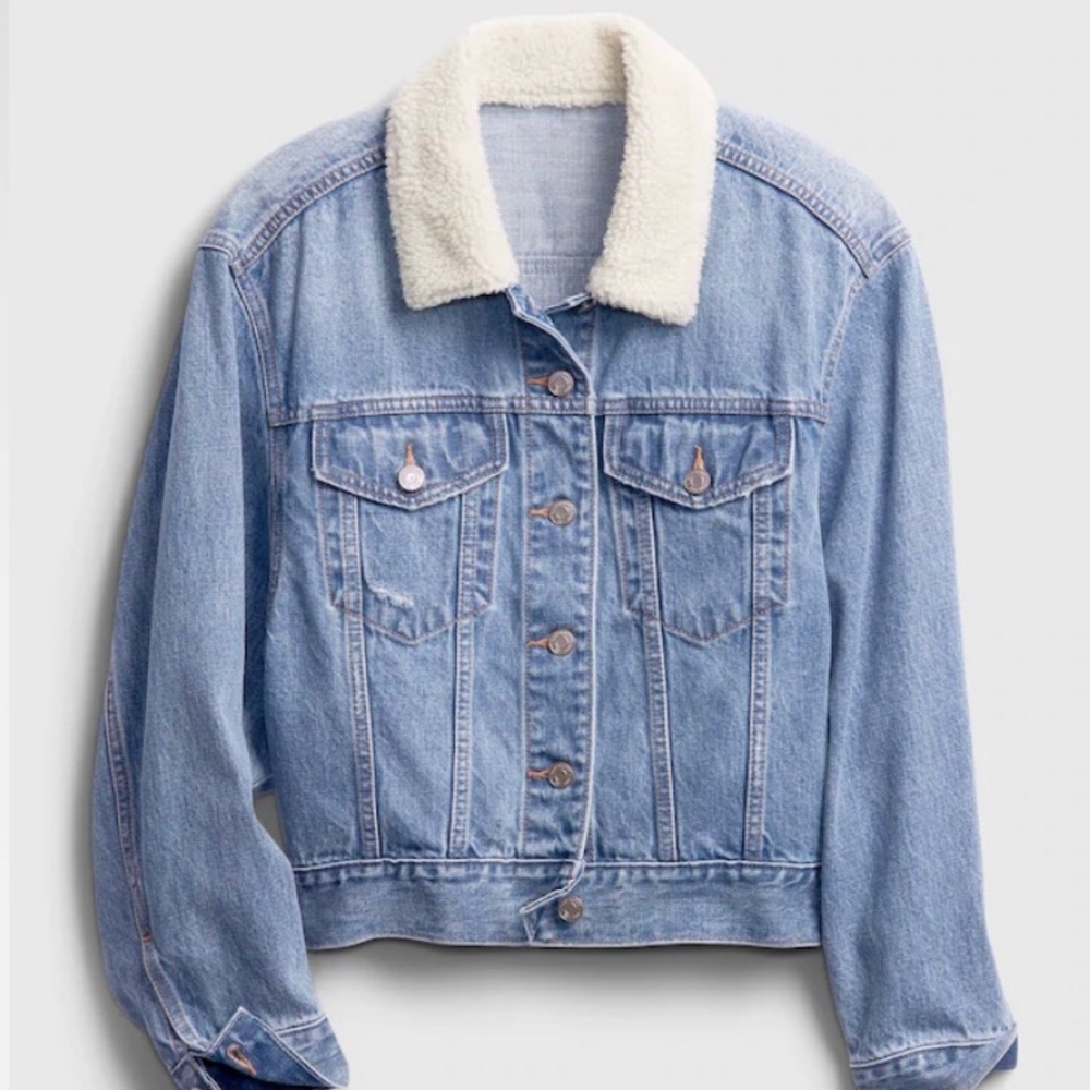NWT Gap Women’s Denim Jacket with Sherpa Collar